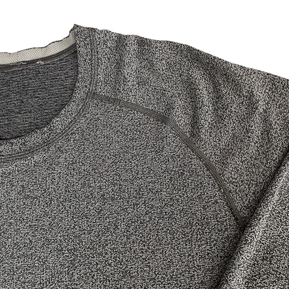 lululemon Men’s Metal Vent Tech Long Sleeve Black White XL - Picture 9 of 15